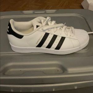 Adidas superstar